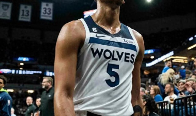 开云-李凯尔刚加盟森林狼！就成队史第一人，曾帮助球队杀进西决！|圣安东尼奥马刺队|金州勇士队|迈阿密热火队|犹他爵士队|明尼苏达森林狼队_新浪新闻