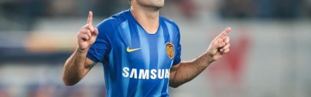 开云-曝埃德尔谈妥圣保罗将签两年 携米兰达共赴巴豪门