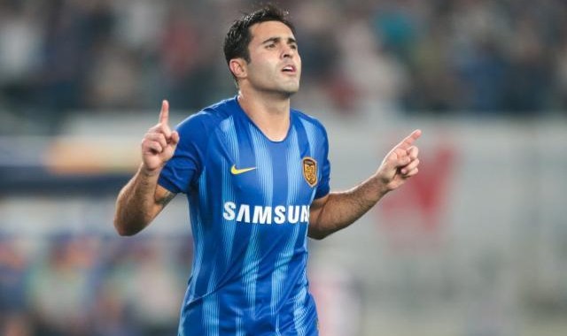 开云-曝埃德尔谈妥圣保罗将签两年 携米兰达共赴巴豪门