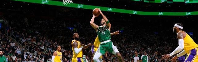 开云在线-花园球馆迎回久违的幸福 逆转湖人令绿军信心倍增