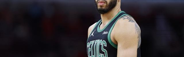 三分浪射 篮板被爆 凯尔特人正失去王者锐气