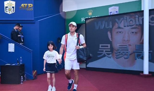 开云APP-吴易昺上海按下久违“刷新键” 中国男网五箭齐发？